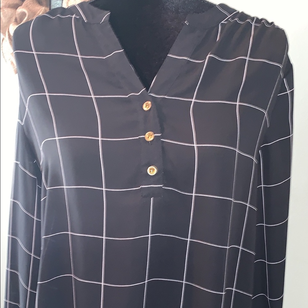 Women’s blouse